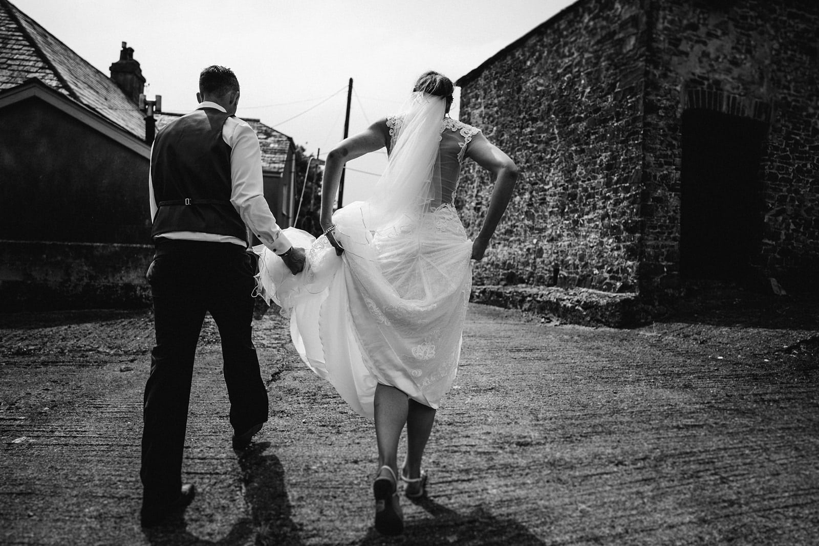 devon DIY farm wedding
